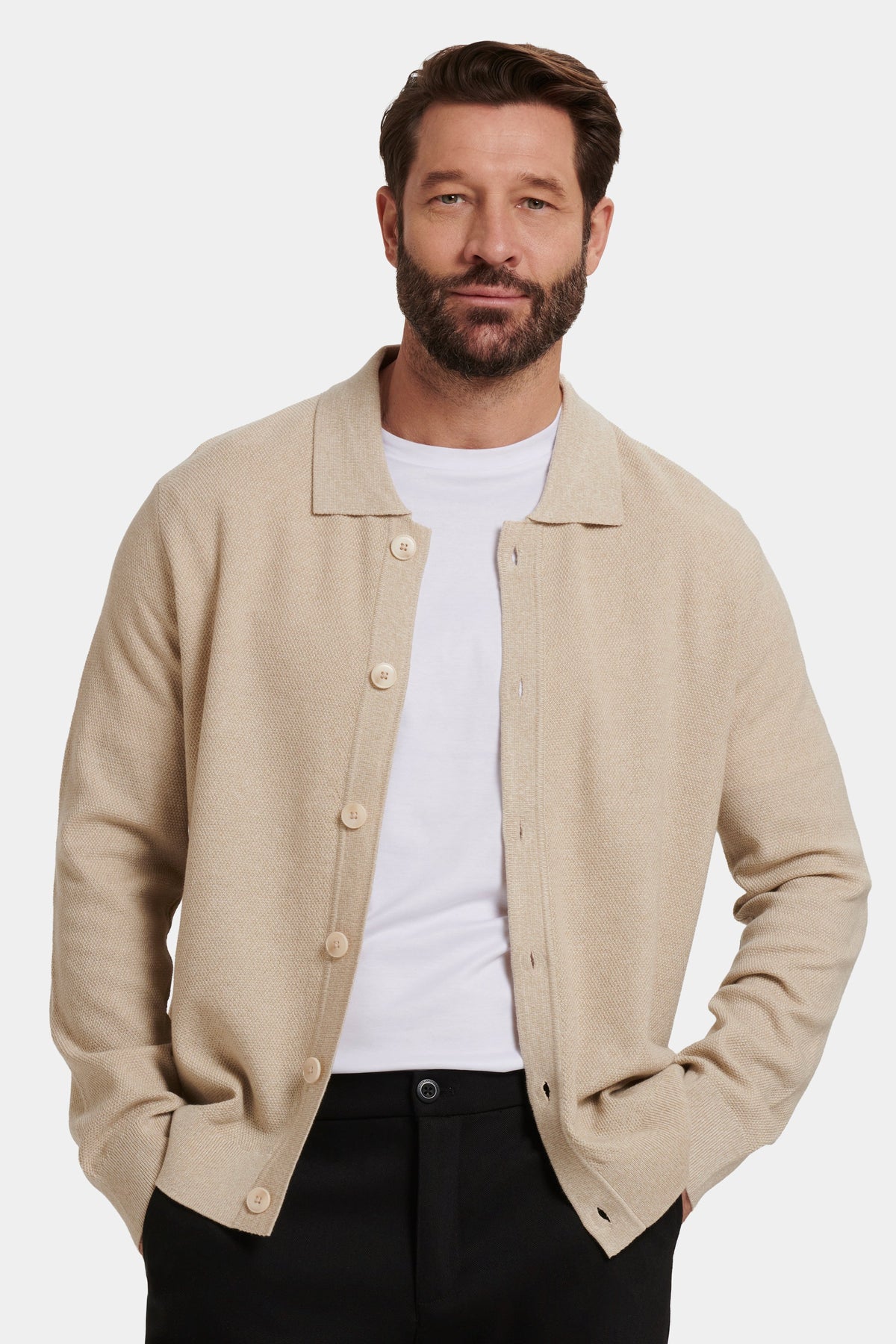 DIE ARI STRICKJACKE
