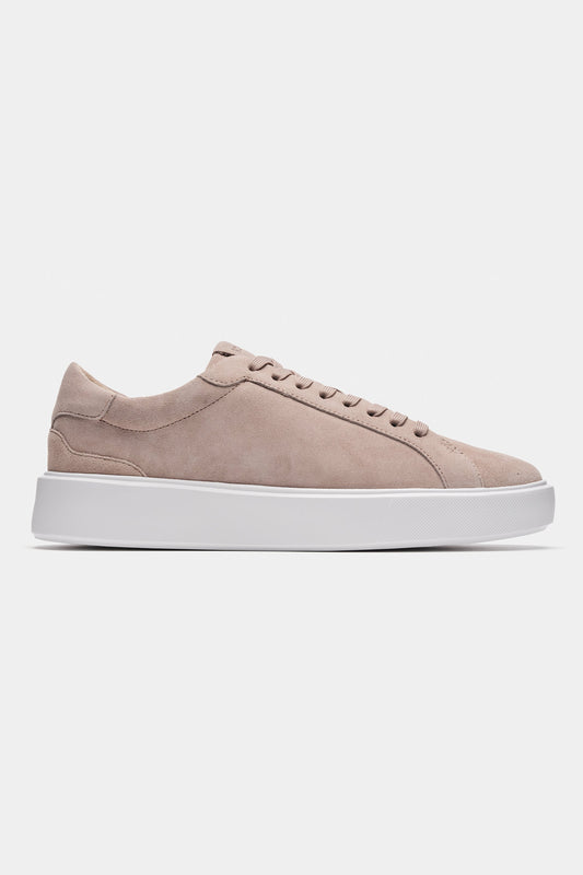 DER KLASSISCHE WILDLEDER-SNEAKER