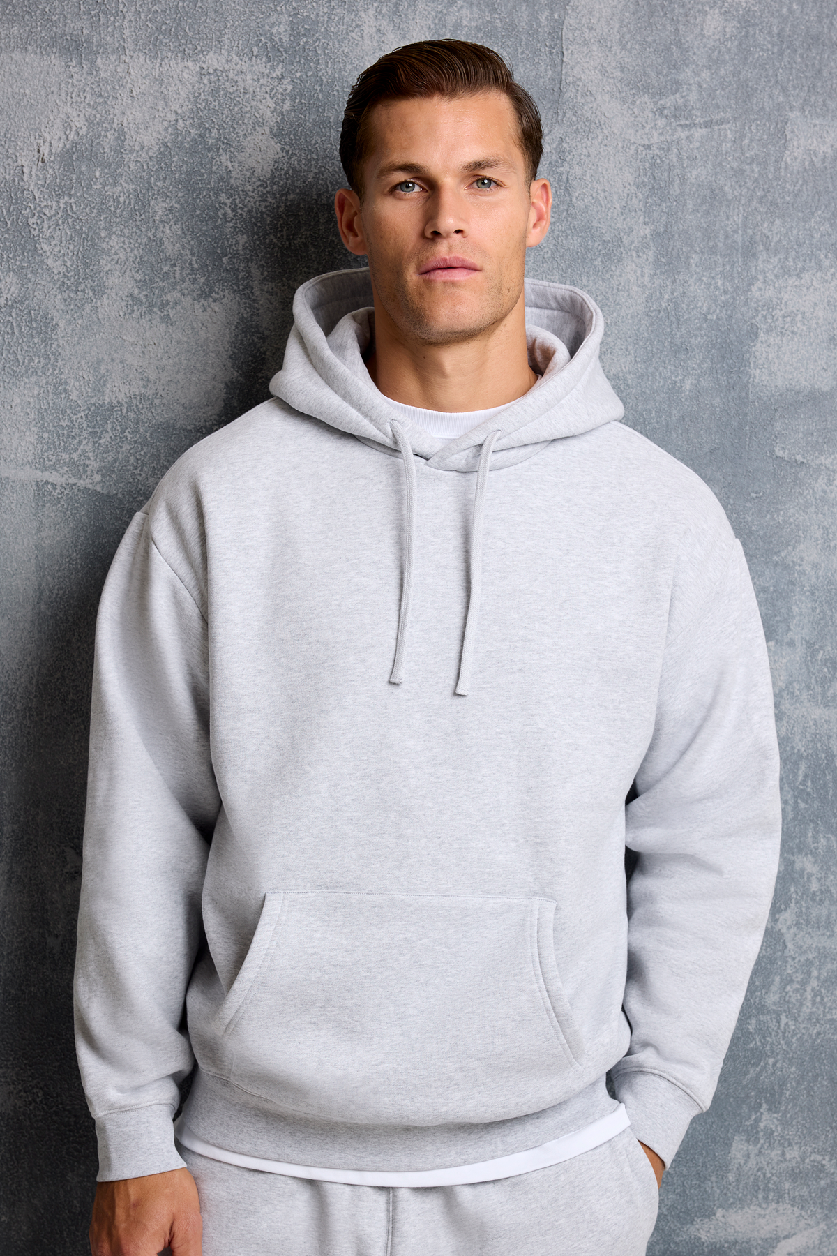 DER MILAN OVERSIZED HOODIE