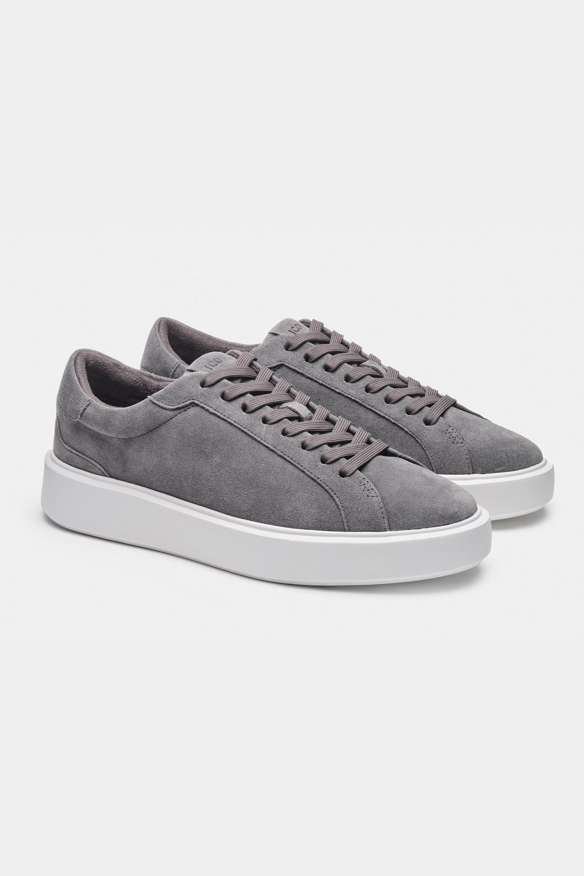DER KLASSISCHE WILDLEDER-SNEAKER