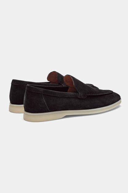 DER KLASSISCHE WILDLEDER-LOAFER