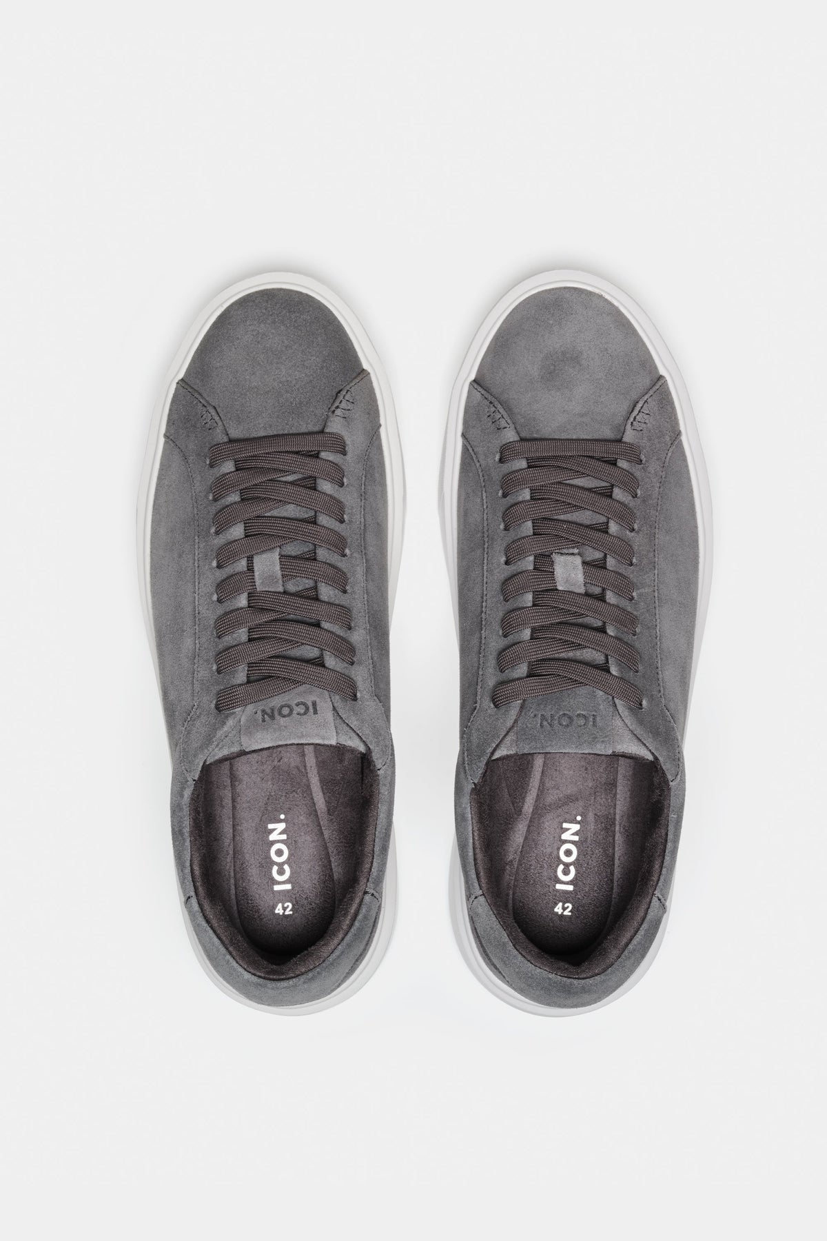 DER KLASSISCHE WILDLEDER-SNEAKER