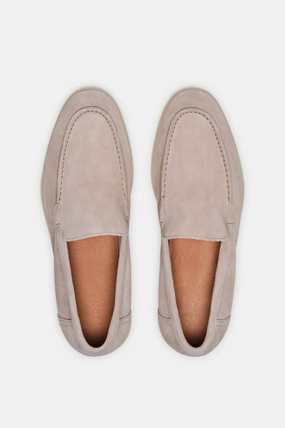 DER KLASSISCHE WILDLEDER-LOAFER