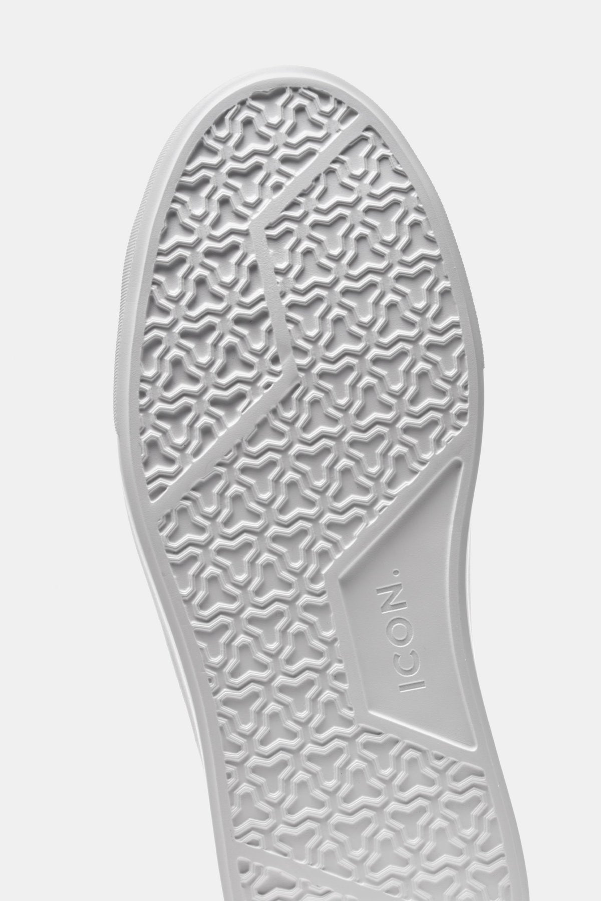 DER KLASSISCHE WILDLEDER-SNEAKER