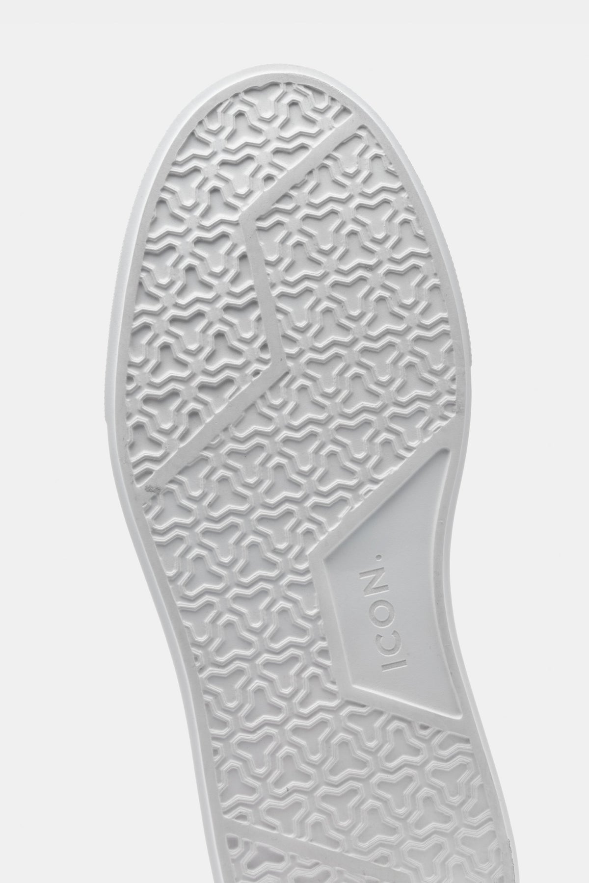 DER KLASSISCHE WILDLEDER-SNEAKER