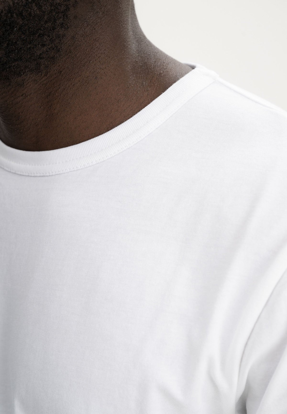 T-Shirt Style IZAAN