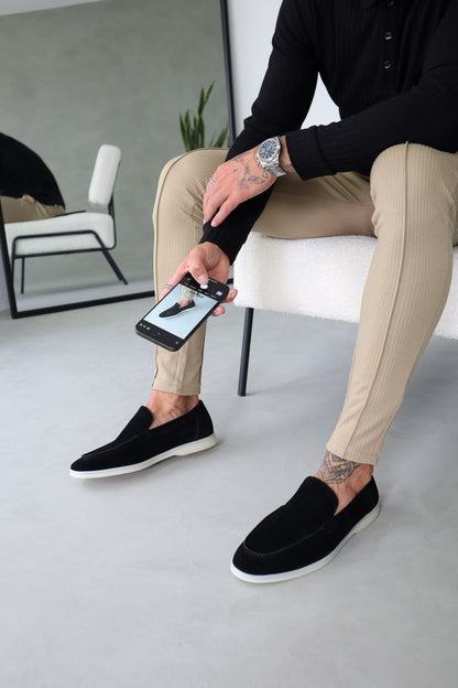 DER KLASSISCHE WILDLEDER-LOAFER